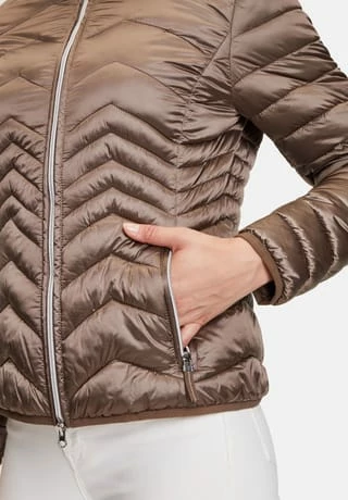 BETTY BARCLAY Jacke Watte / P00, 7333 DUSTY REED, 42 7333 DUSTY REED 11 BETTY BARCLAY Jacke Watte / P00, 7333 DUSTY REED, 42 7333 DUSTY REED – Bild 9