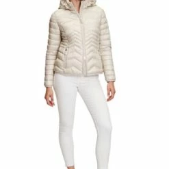 BETTY BARCLAY Jacke Watte / P0, 9104 PASTEL SAND, 42 9104 PASTEL SAND -ONLY Geschäft unnamed file 1182