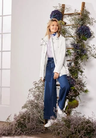 AMBER & JUNE Jacke Mit Kapuze Offwhite 11 AMBER & JUNE Jacke Mit Kapuze Offwhite – Bild 9