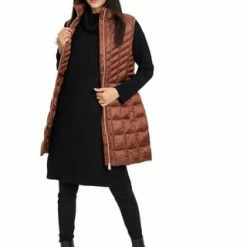 BETTY BARCLAY Steppweste Mit Abnehmbarer Kapuze Braun 15 BETTY BARCLAY Steppweste Mit Abnehmbarer Kapuze Braun -ONLY Geschäft unnamed file 1366