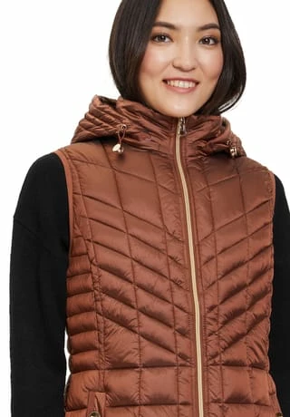 BETTY BARCLAY Steppweste Mit Abnehmbarer Kapuze Braun 8 BETTY BARCLAY Steppweste Mit Abnehmbarer Kapuze Braun – Bild 6
