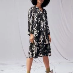 Cartoon 15917112_Kleid Ku, 5813 KHAKI/CREAM, 34 5813 KHAKI/ CREAM -ONLY Geschäft unnamed file 451